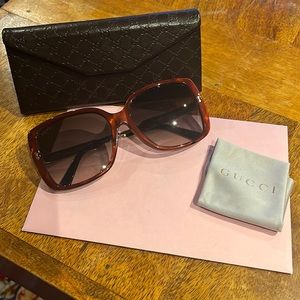 Gently used Oversized Gucci sunglasses!